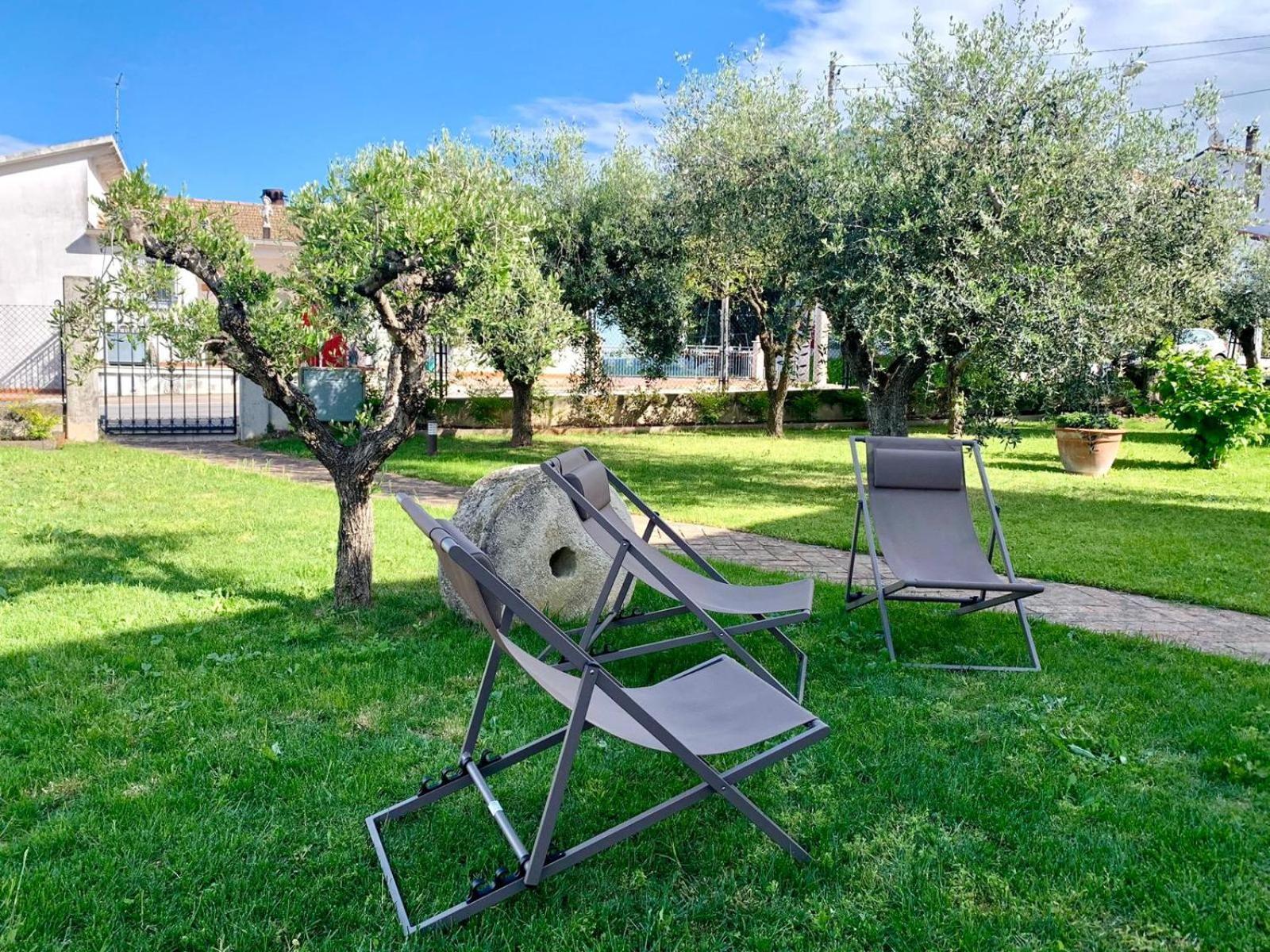 Palazzo Gessi Room And Breakfast Borghi Exterior foto