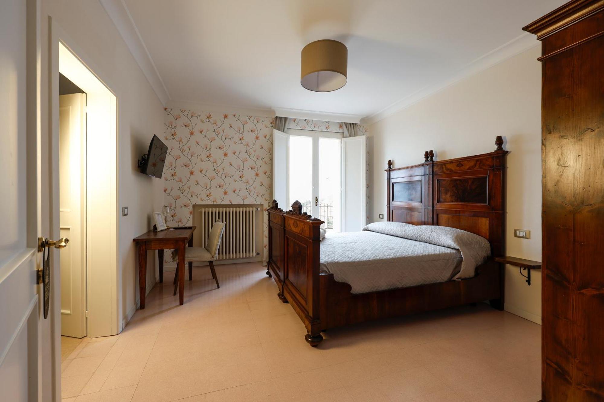 Palazzo Gessi Room And Breakfast Borghi Exterior foto